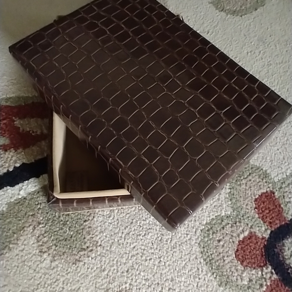 SOLD!!!Jewelry🌅Safari (by Ralph Lauren) Faux Croc Decorative display box/holder - Picture 11 of 12